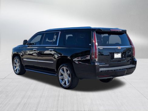 Used 2020 Cadillac Escalade ESV Luxury AWD/4WD image 3
