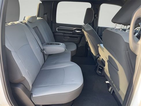 Used 2024 RAM 3500 Big Horn image 29