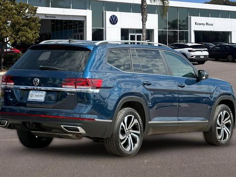 Used 2023 Volkswagen Atlas SEL AWD/4WD image 4