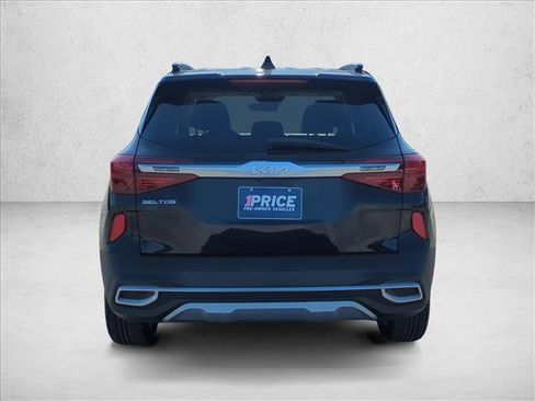 Used 2022 Kia Seltos S FWD image 6
