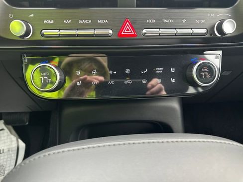 Used 2022 Subaru Outback Touring XT image 17