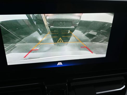 New 2025 Chevrolet TrailBlazer LT w/ Convenience Package FWD image 15