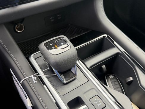 New 2026 Nissan Pathfinder SV image 16