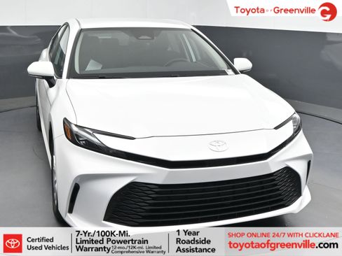 Certified 2025 Toyota Camry LE w/ Convenience Package image 1