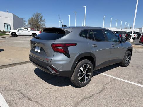 New 2026 Chevrolet Trax RS FWD image 3