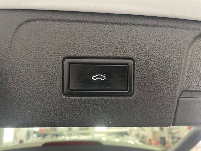 Used 2018 Volkswagen Atlas SE AWD/4WD image 9