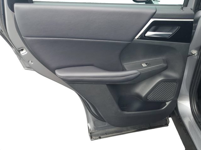 Used 2023 Mitsubishi Outlander SE FWD image 27