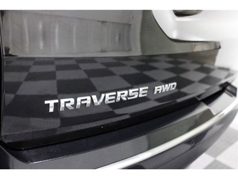 Used 2019 Chevrolet Traverse High Country w/ LPO, Floor Liner Package image 20