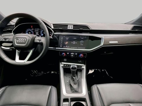 Used 2024 Audi Q3 2.0T Premium Plus w/ Premium Plus Package AWD/4WD image 16