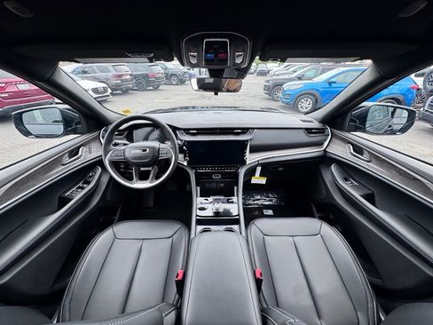 New 2026 Jeep Grand Cherokee Limited AWD/4WD image 10