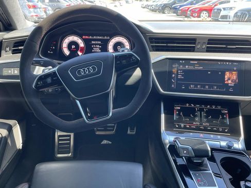 Used 2024 Audi RS 7 Performance image 15