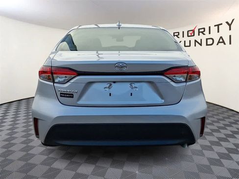 Used 2023 Toyota Corolla LE w/ Carpet Mat Package (TMS) image 5