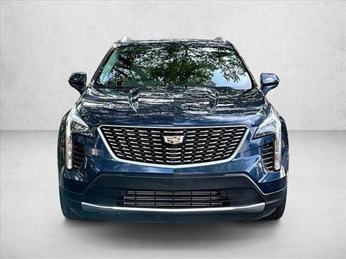 Used 2019 Cadillac XT4 Premium Luxury w/ Driver Awareness Package FWD image 3