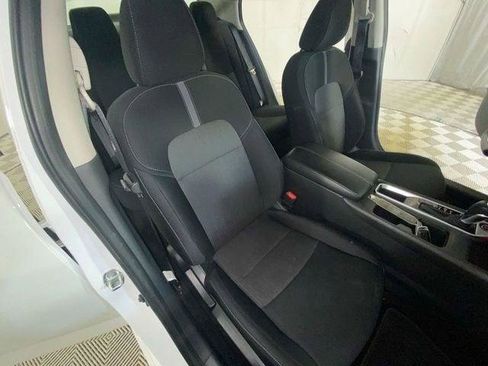 Used 2024 Nissan Sentra SV FWD image 15