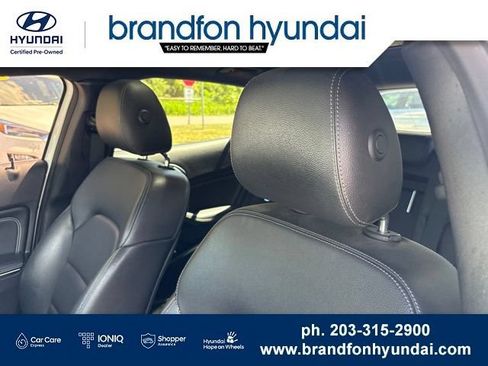 Used 2019 Mercedes-Benz GLA 250 4MATIC image 22