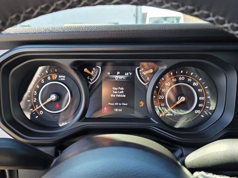 New 2026 Jeep Gladiator Sport image 14