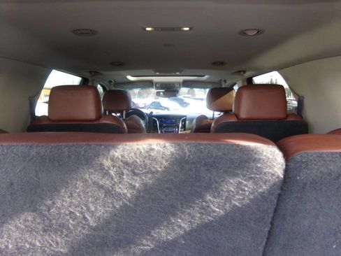 Used 2015 Cadillac Escalade Luxury image 72