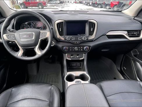 Used 2022 GMC Terrain Denali w/ Denali Premium Package image 16