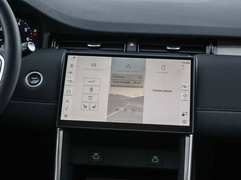 Used 2024 Land Rover Discovery Sport Dynamic SE image 24