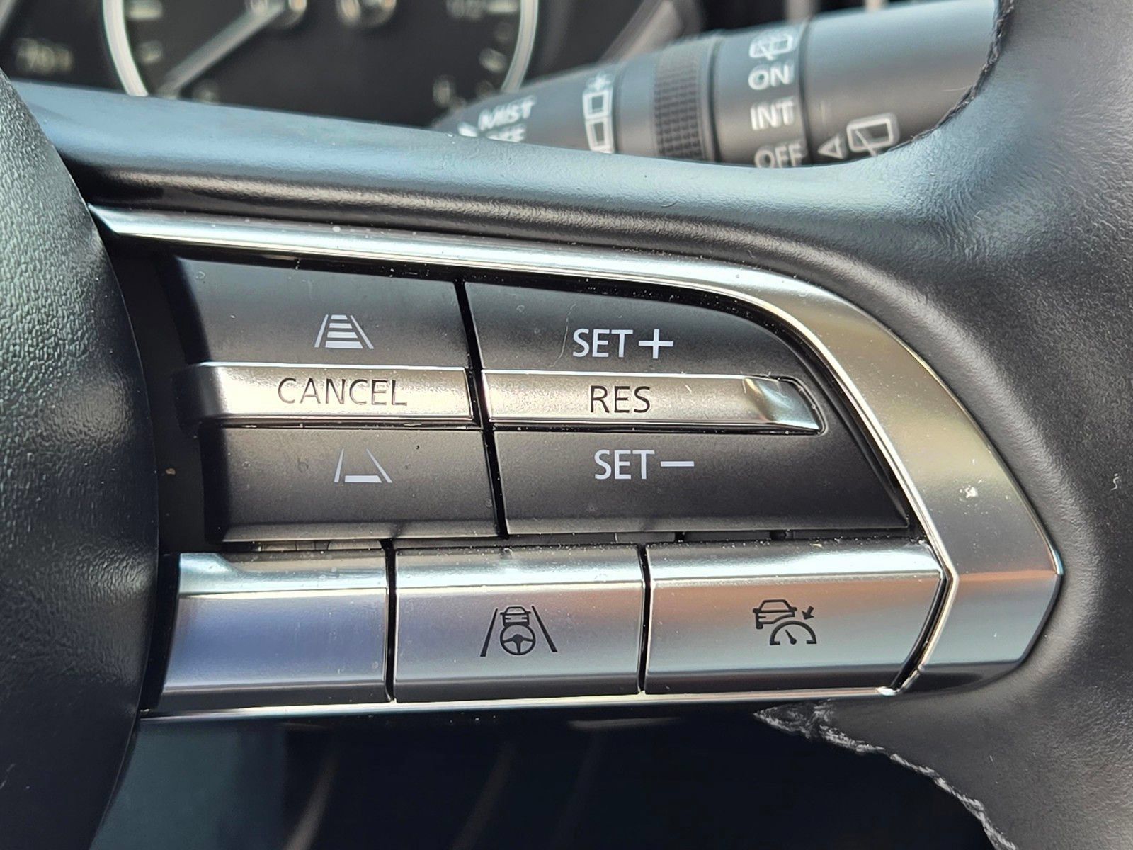 Certified 2025 MAZDA CX-50 AWD 2.5 Turbo w/ Accent Package image 32