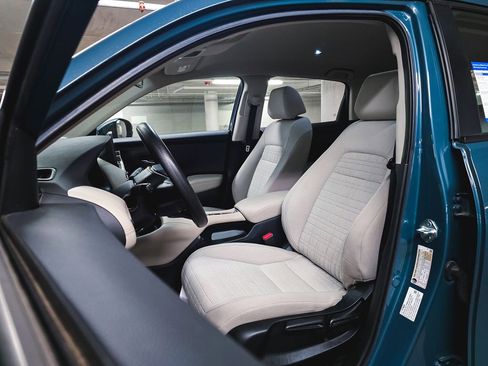 Certified 2024 Honda HR-V LX image 17