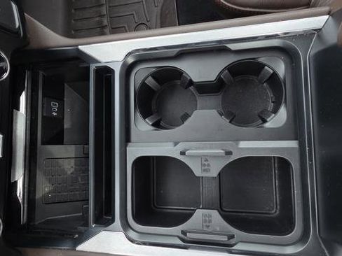 Used 2025 Ford F250 King Ranch w/ FX4 Off-Road Package image 39