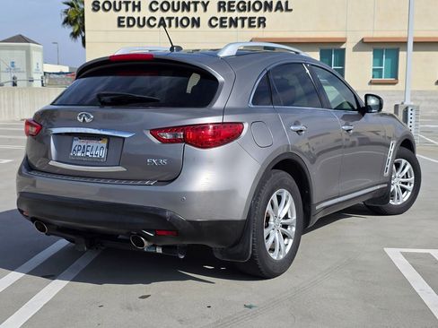 Used 2011 INFINITI FX35 2WD w/ Premium Pkg image 6