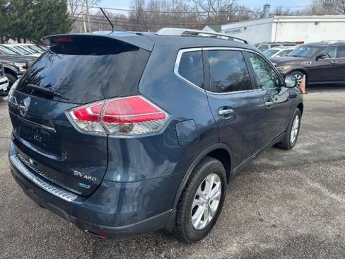 Used 2014 Nissan Rogue SV image 5