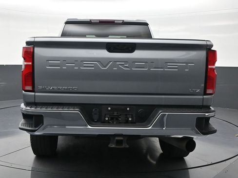 Used 2024 Chevrolet Silverado 2500 LTZ w/ LTZ Convenience Package AWD/4WD image 4
