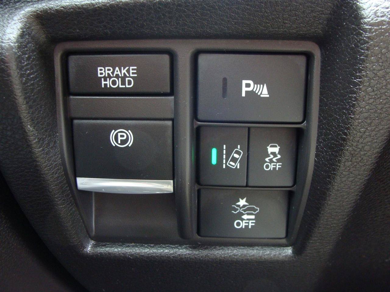 Used 2020 Acura MDX w/ Technology Package AWD/4WD image 29