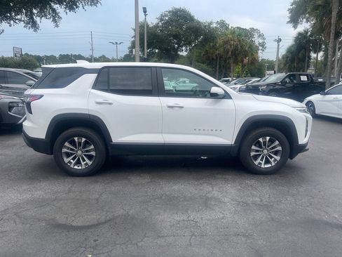 Used 2026 Chevrolet Equinox LT FWD image 7