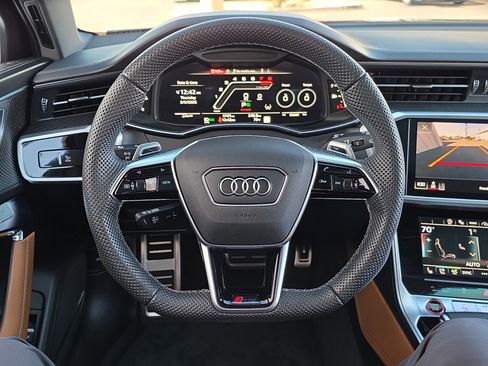 Used 2024 Audi RS 6 performance image 19