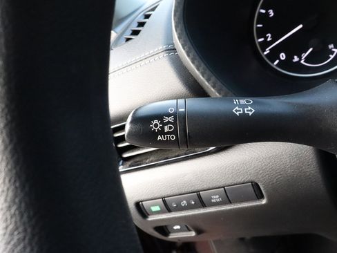 Used 2024 Nissan Sentra SV image 16