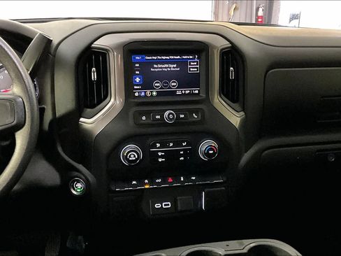 Certified 2025 Chevrolet Silverado 1500 Custom image 6