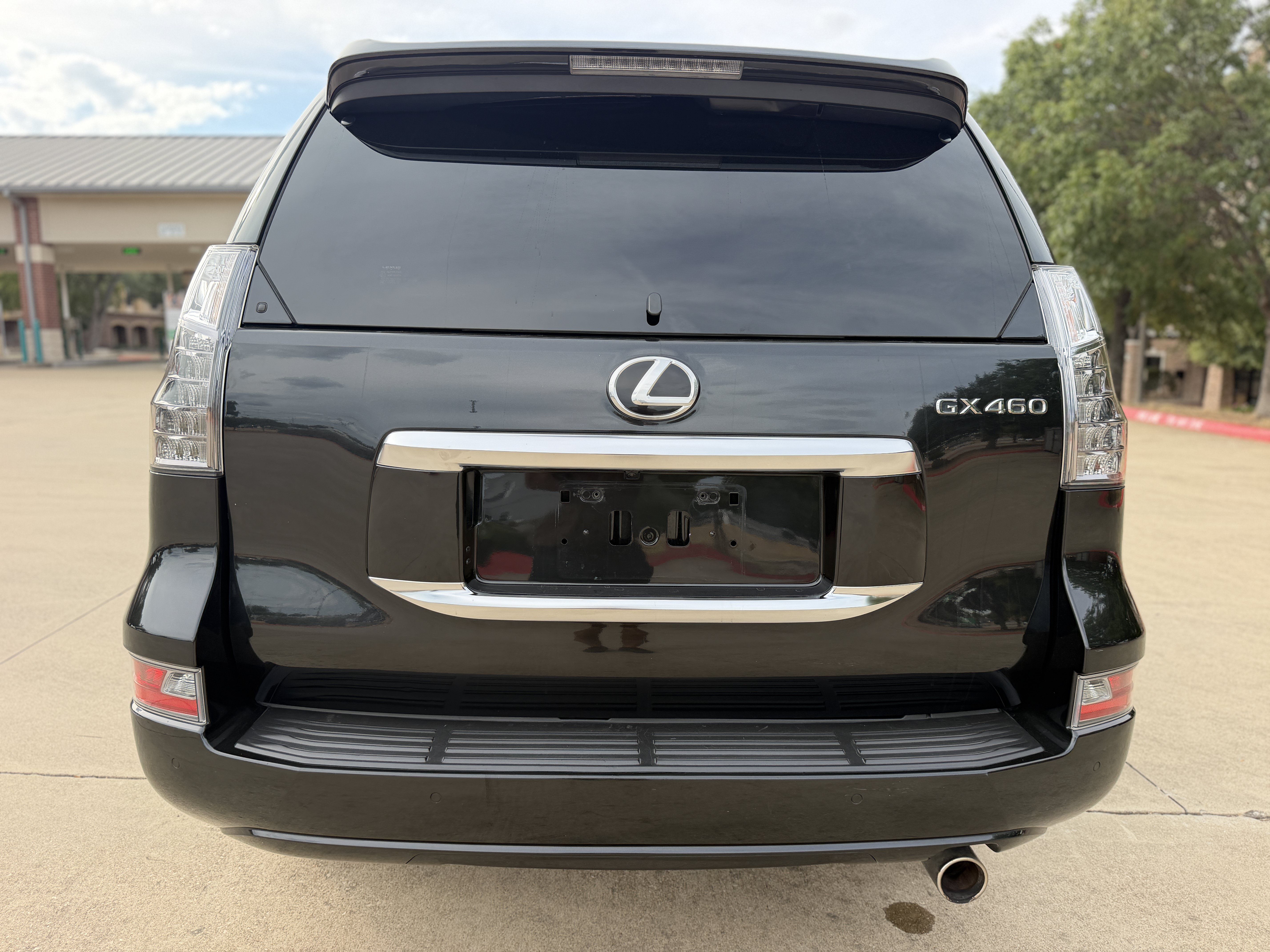 Used 2022 Lexus GX 460 Premium w/ Premium Package AWD/4WD image 8