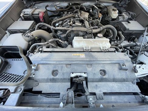 Used 2024 Toyota Tacoma TRD Sport image 32