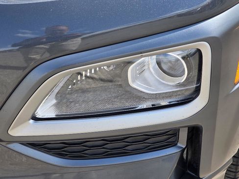 Used 2019 Hyundai Kona Limited FWD image 39