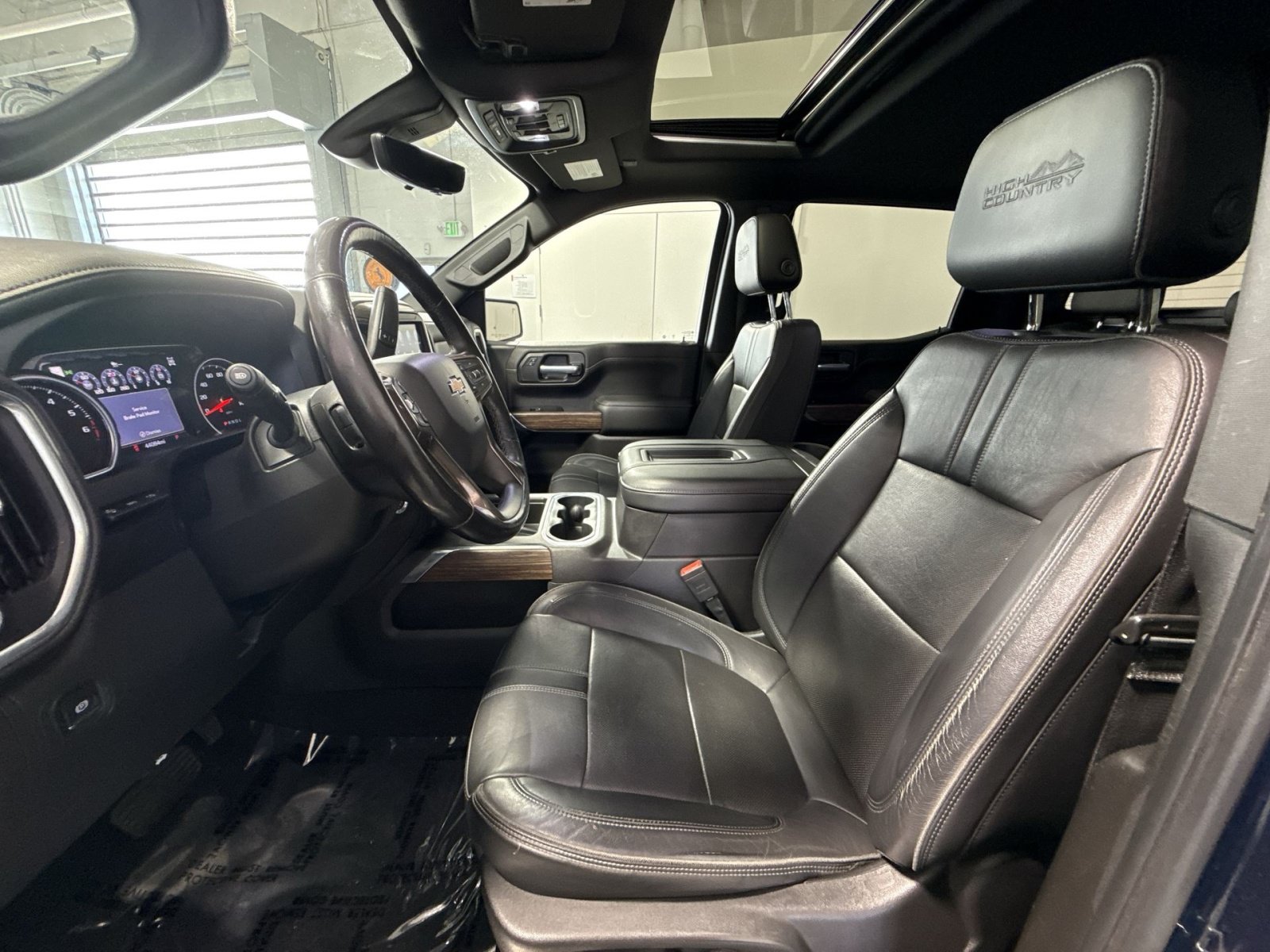 Used 2020 Chevrolet Silverado 1500 High Country w/ Technology Package AWD/4WD image 14