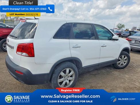Used 2011 Kia Sorento LX image 4