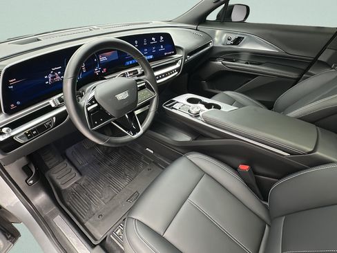 Used 2024 Cadillac Lyriq Tech w/ Driver Assist Package AWD/4WD image 12