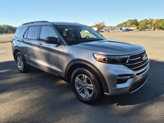 Certified 2023 Ford Explorer XLT w/ Equipment Group 202A RWD image 1