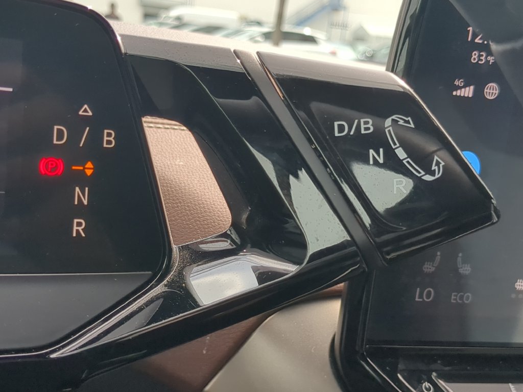 Certified 2023 Volkswagen ID.4 Pro AWD/4WD image 26