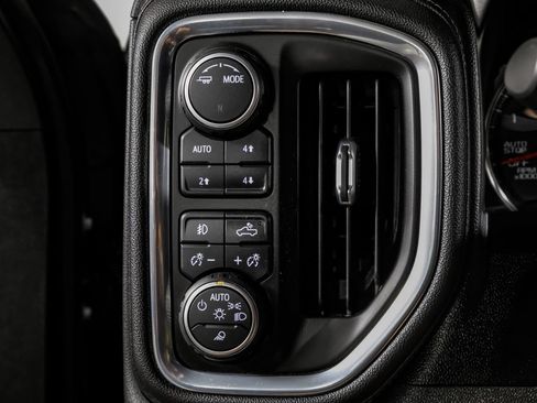 Used 2021 Chevrolet Silverado 1500 RST w/ Texas Edition Plus AWD/4WD image 24