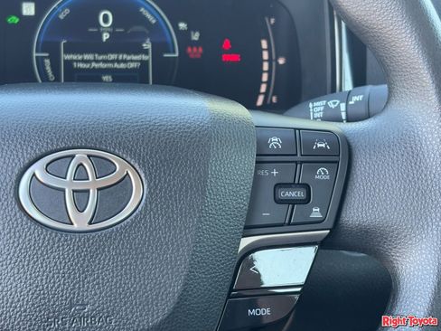 Certified 2025 Toyota Camry LE FWD image 23