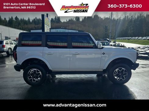 Used 2023 Ford Bronco Outer Banks image 6