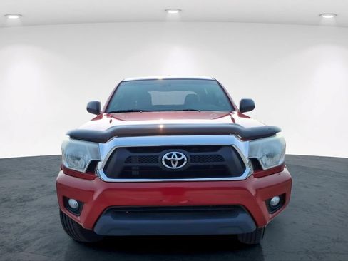 Used 2015 Toyota Tacoma PreRunner w/ SR5 Package RWD image 3