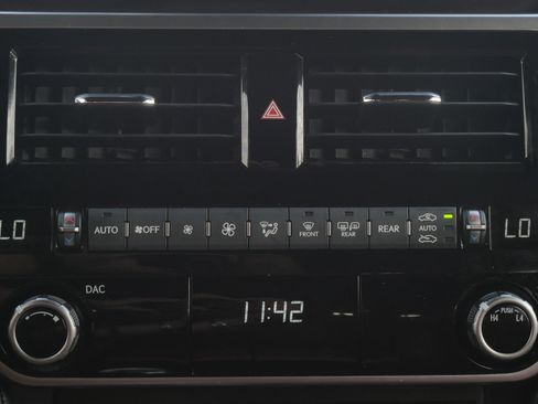 Used 2023 Lexus GX 460 Premium image 20