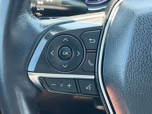 Used 2018 Toyota Camry XLE w/ Audio Package FWD image 24