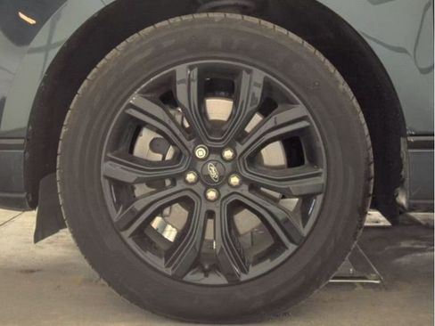 Used 2022 Ford Edge SE w/ Black Appearance Package AWD/4WD image 22