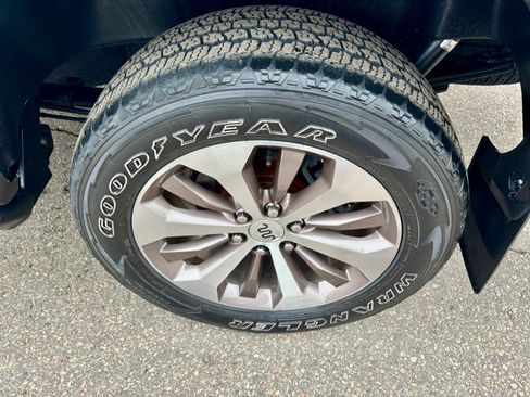 Used 2015 Ford F150 King Ranch w/ Equipment Group 601A Luxury image 42